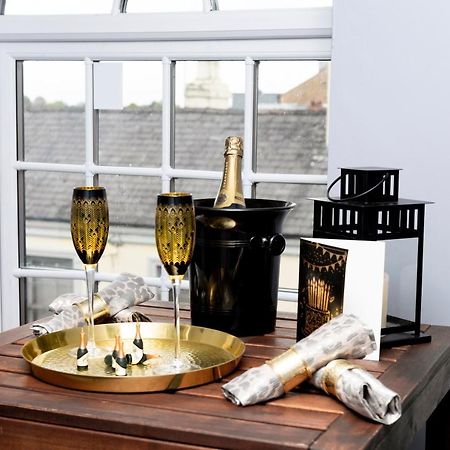 The Penthouse Gathering - Town Centre - Sleeps Up To 16 Wrexham Luaran gambar