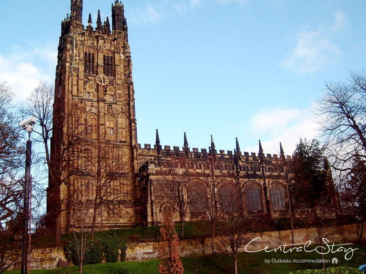 The Penthouse Gathering - Town Centre - Sleeps Up To 16 Wrexham Luaran gambar
